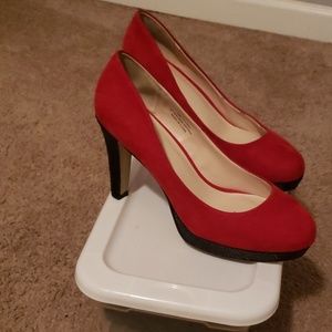 3 inch Red platform pumps